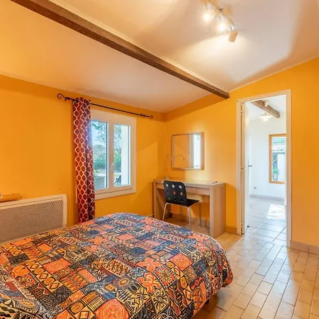 Mazet Proche Golf Holiday home *